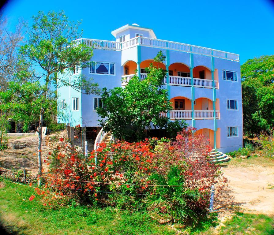 Jah Freedom Hotel Negril Eksteriør billede