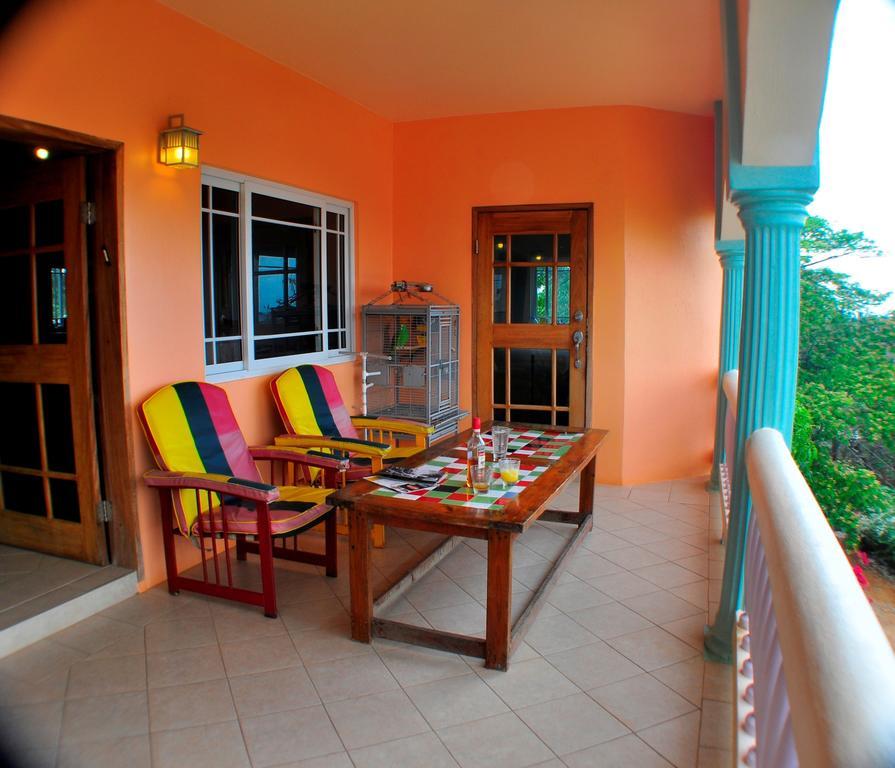 Jah Freedom Hotel Negril Eksteriør billede